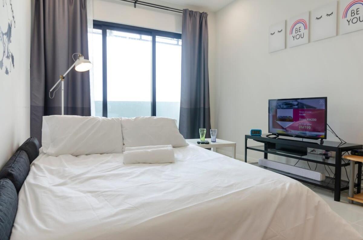 Totoro Theme Suite In Suasana Jb Johor Bahru Exterior photo